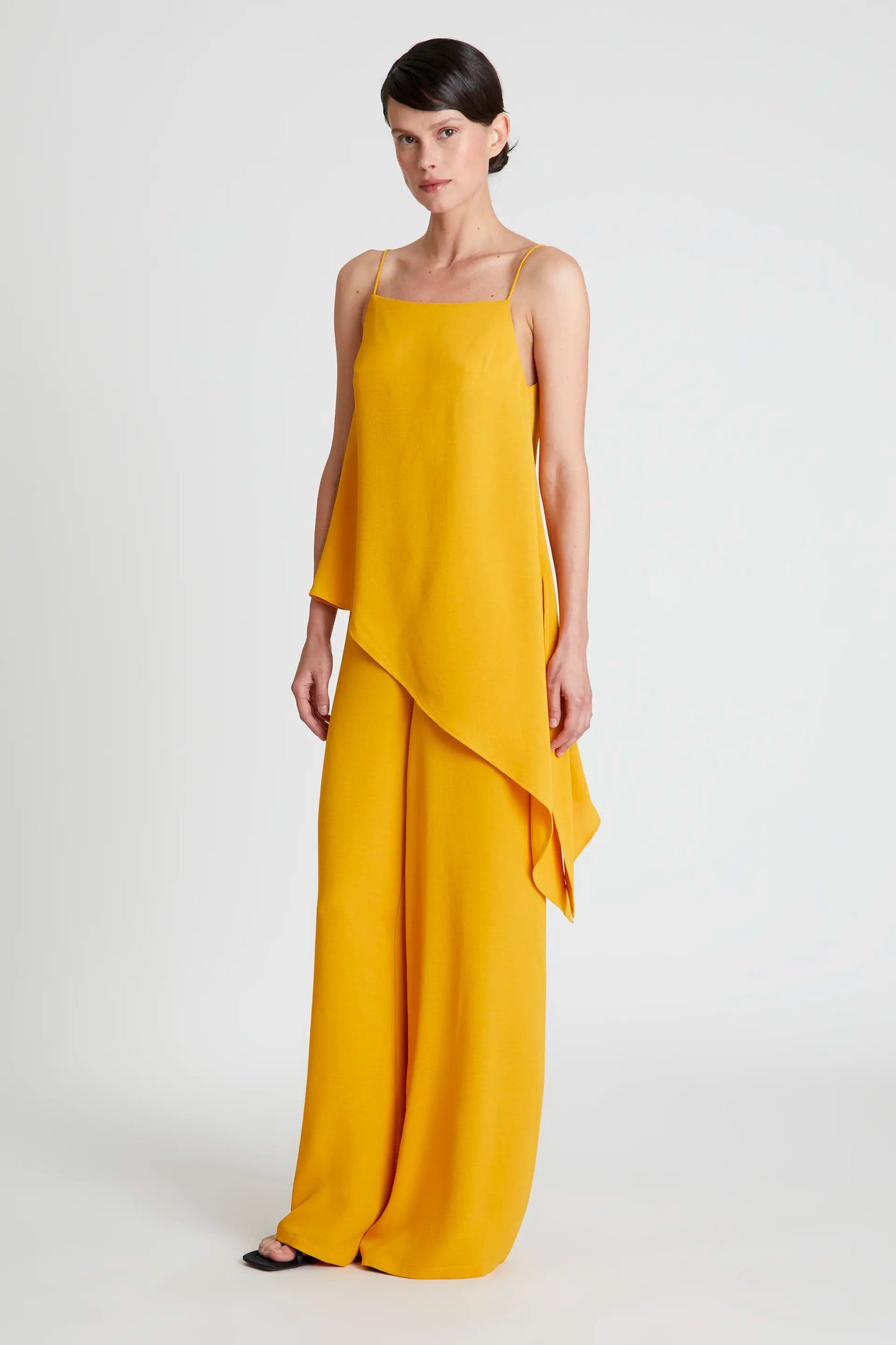 Top asimmetrico con spalline giallo