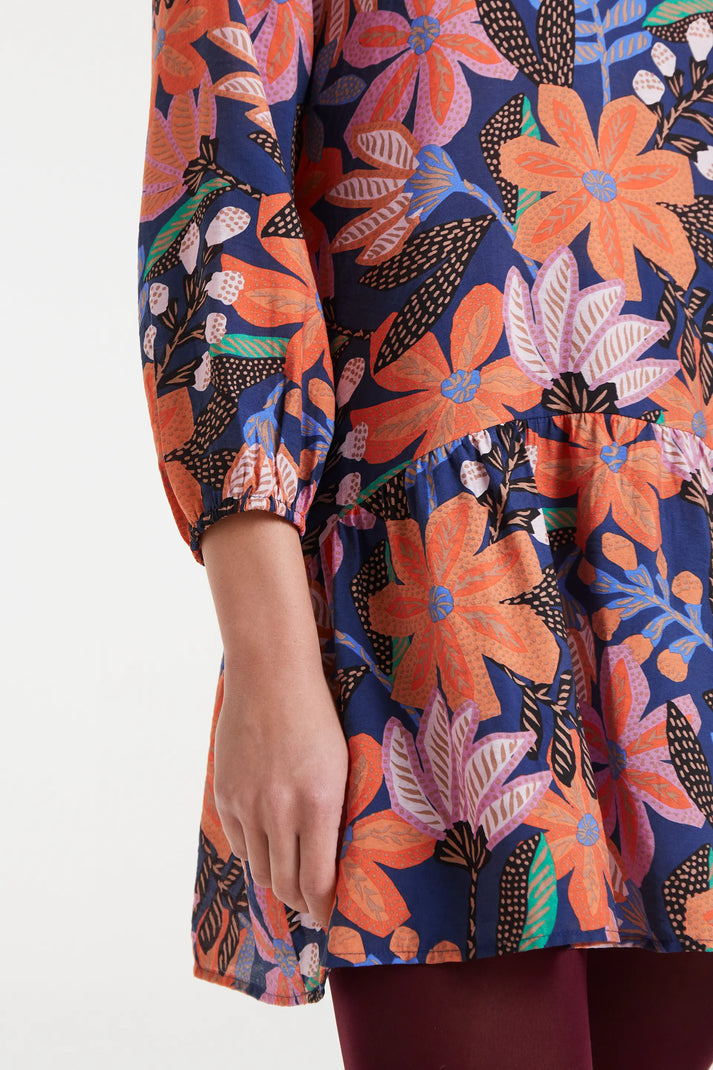 Abito corto in crepe leggero con stampa Tigerlily