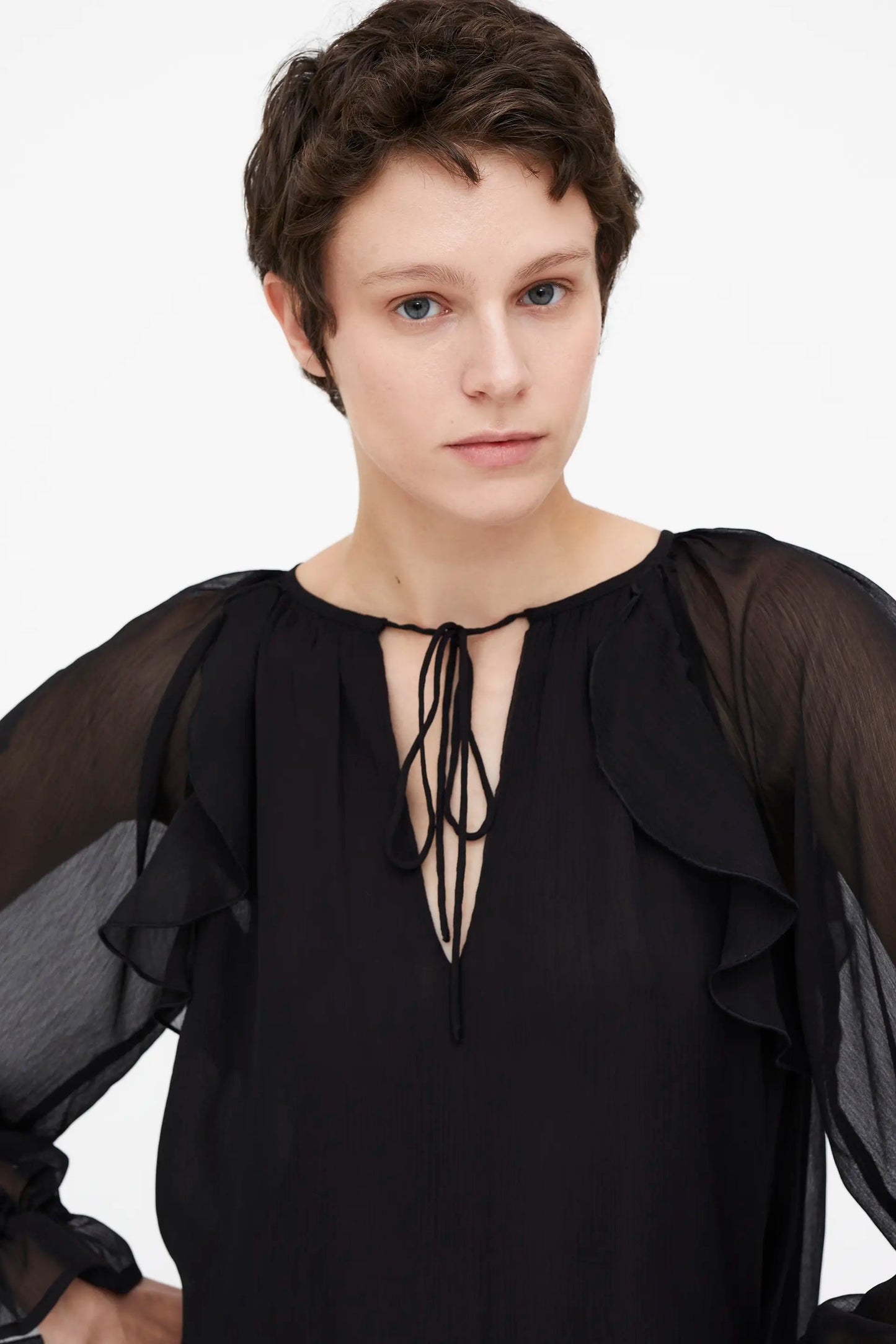 Abito corto chiffon nero