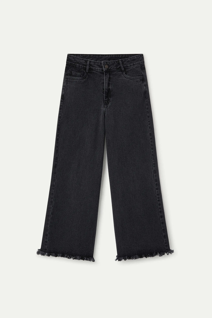 Jeans neri con orlo raw-cut