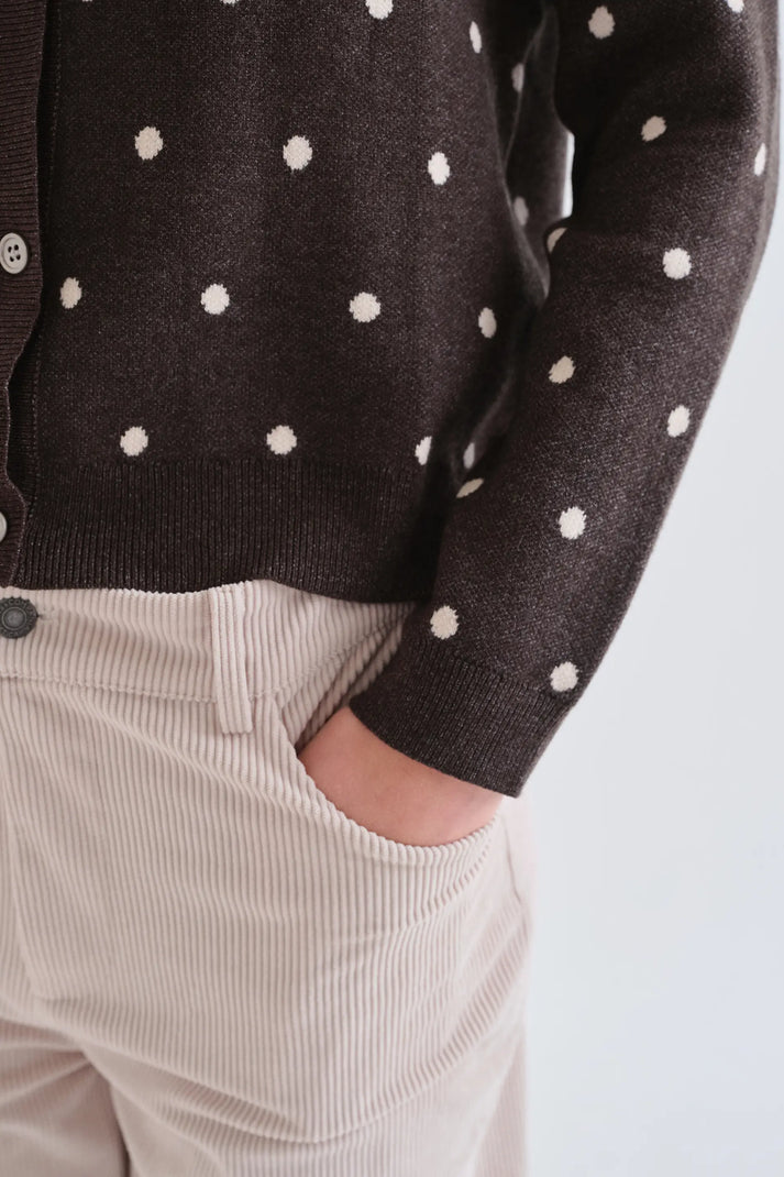 Cardigan marrone con stampa a pois bianchi piccoli