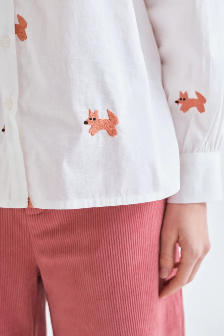 Camicia 100% cotone con ricamo di volpi