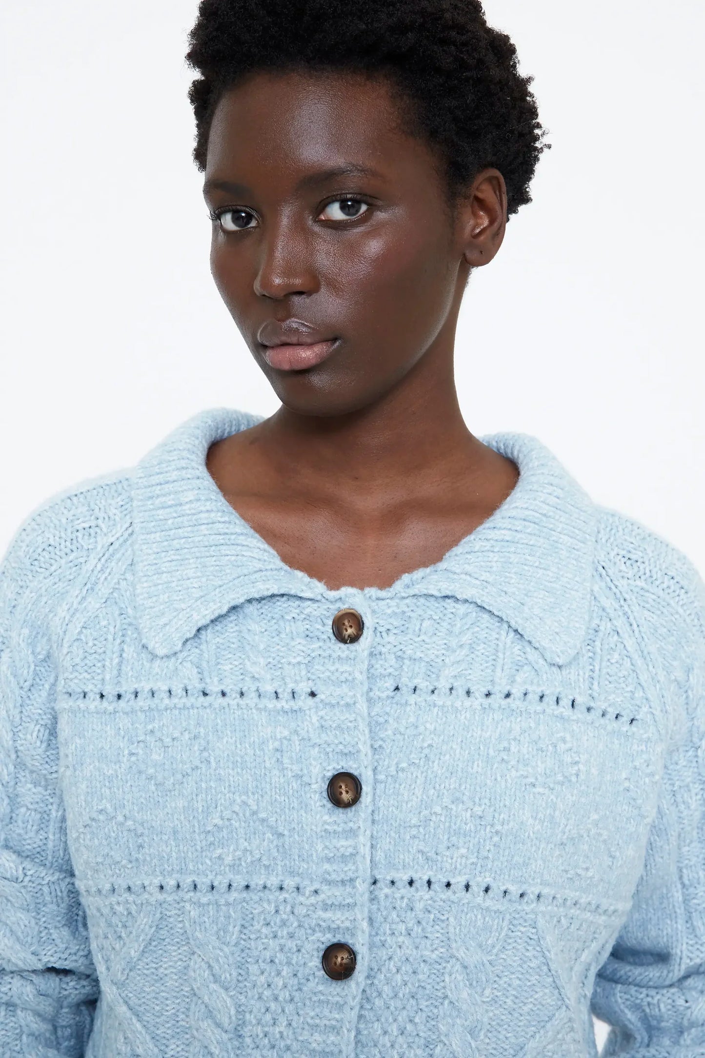 Cardigan punto incatenato azzurro