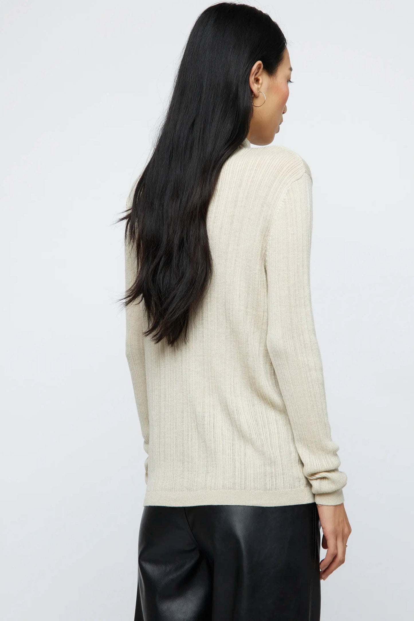 TOP BEIGE A COSTINE CON COLLO PERKINS