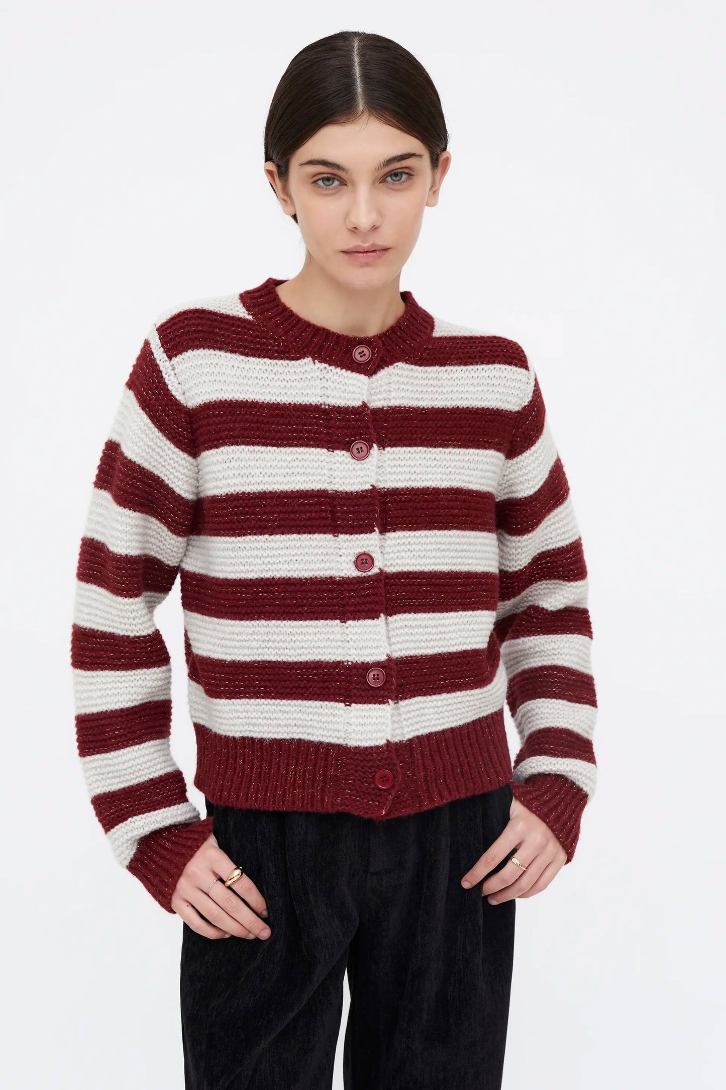 Cardigan combinato a righe bianche e rosse