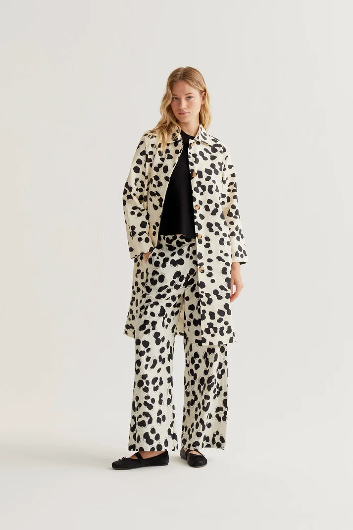 Gabardina 100% cotone con stampa dalmata