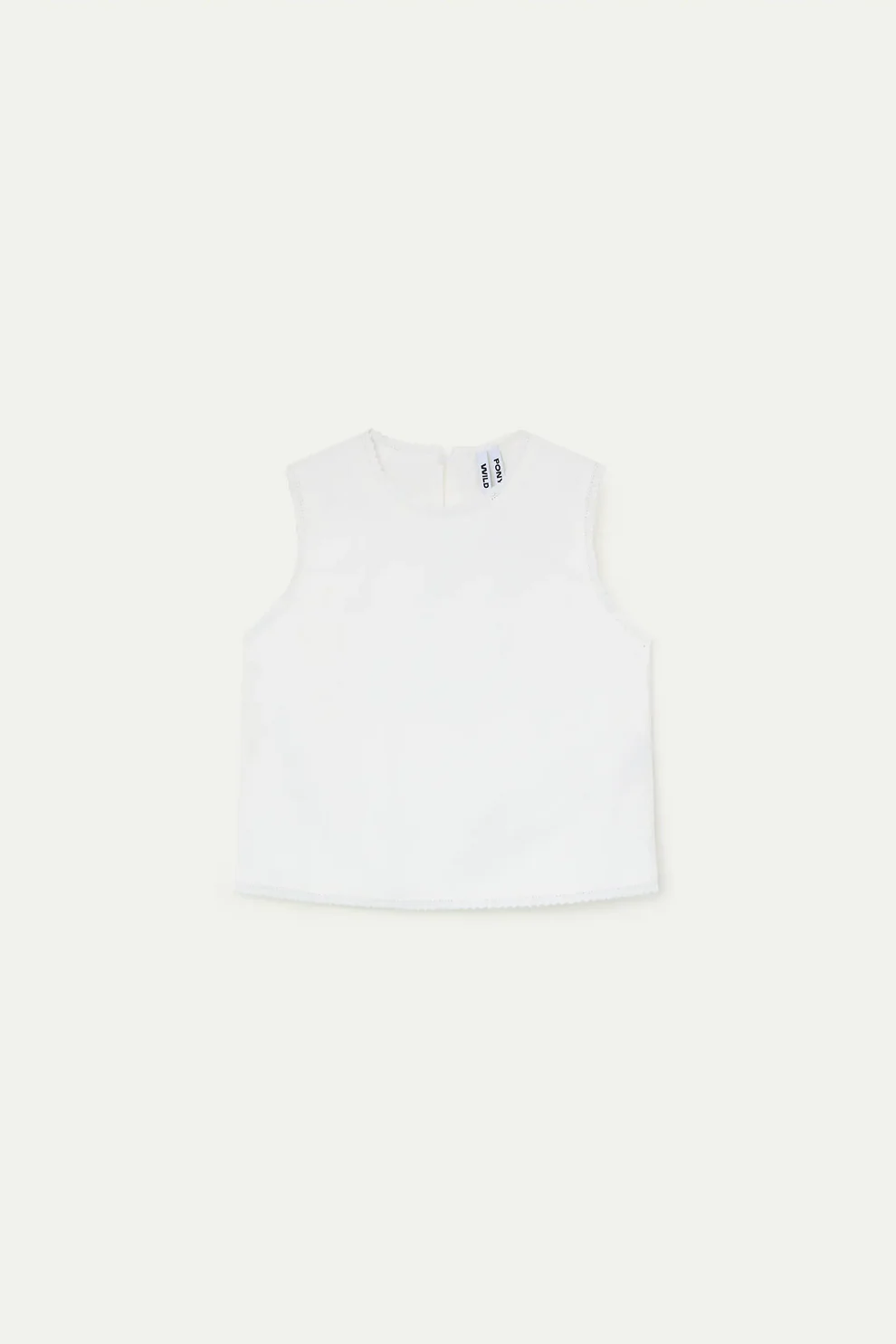 Top bianco con pizzo