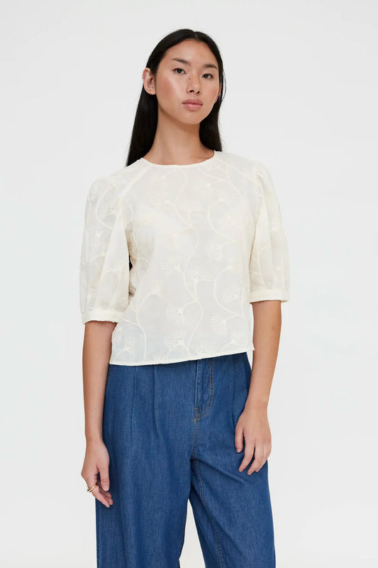Top 100% cotone bianco sporco con ricamo floreale