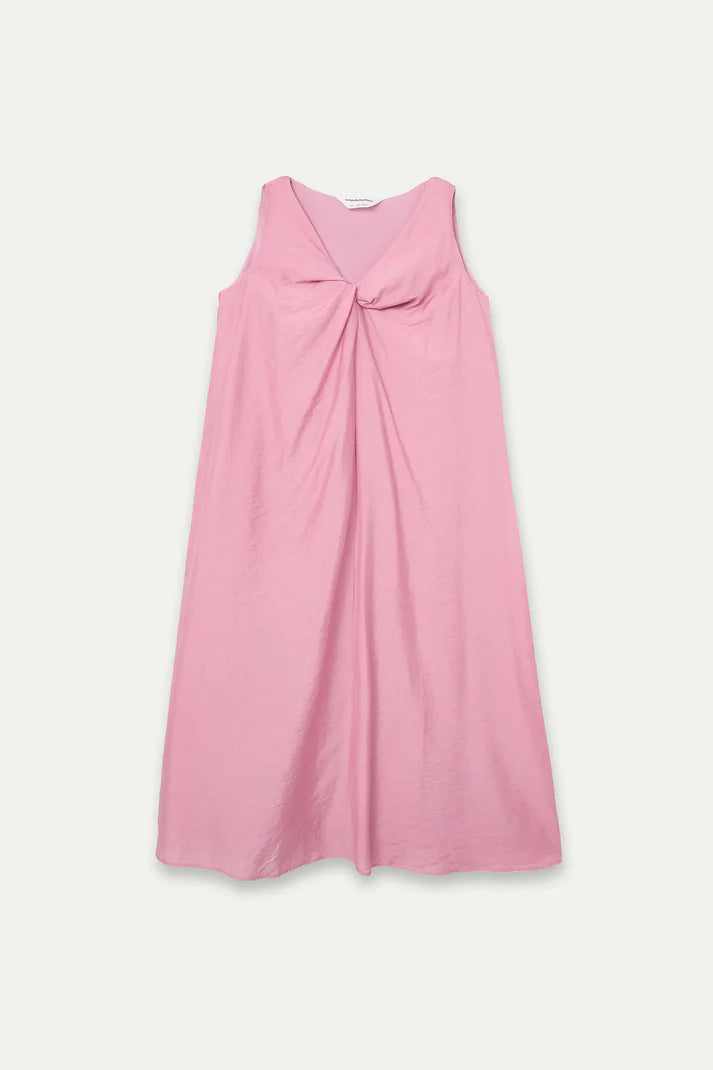 Abito lungo rosa con dettaglio annodato
