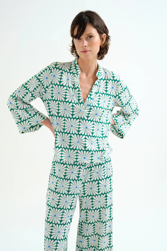Top da spiaggia con stampa Olive Flower Green manica lunga