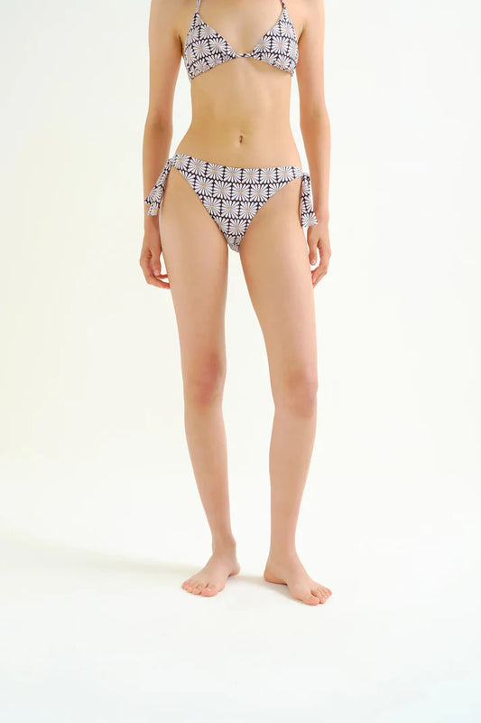 Slip bikini allacciato con stampa Olive Flower Black