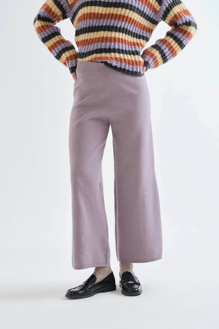 Pantaloni basici in maglia