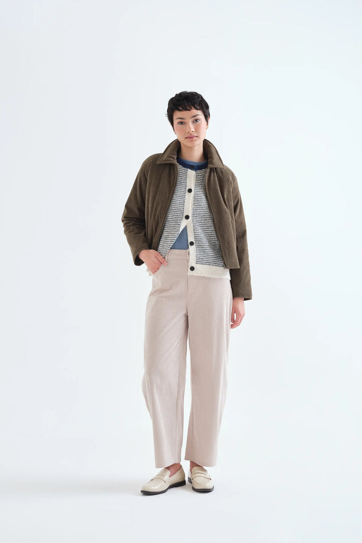 Gilet lavorato a maglia con stampa a righe blu navy e bianco