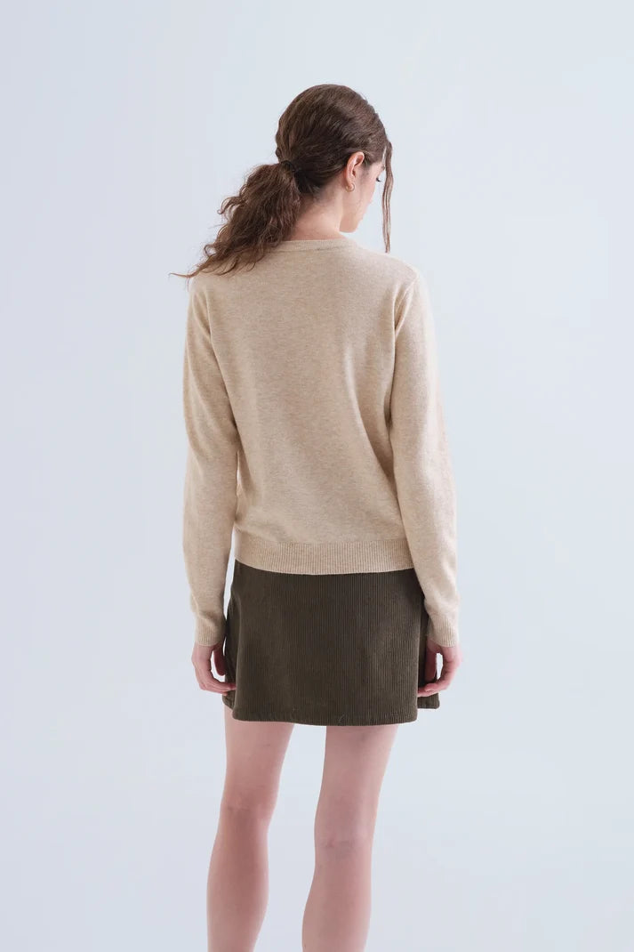 Maglia beige con dettaglio uva