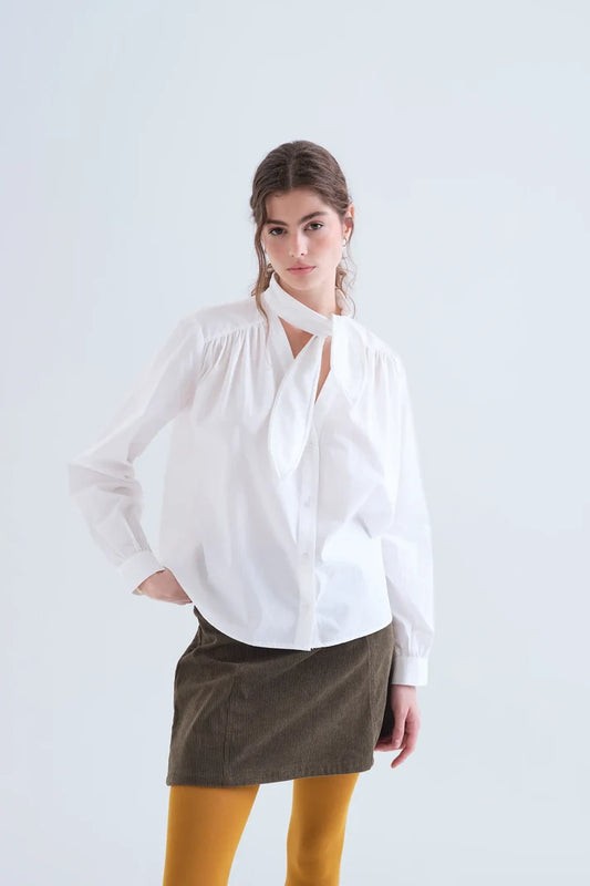Camicia con allacciatura strutturata 100% cotone bianco