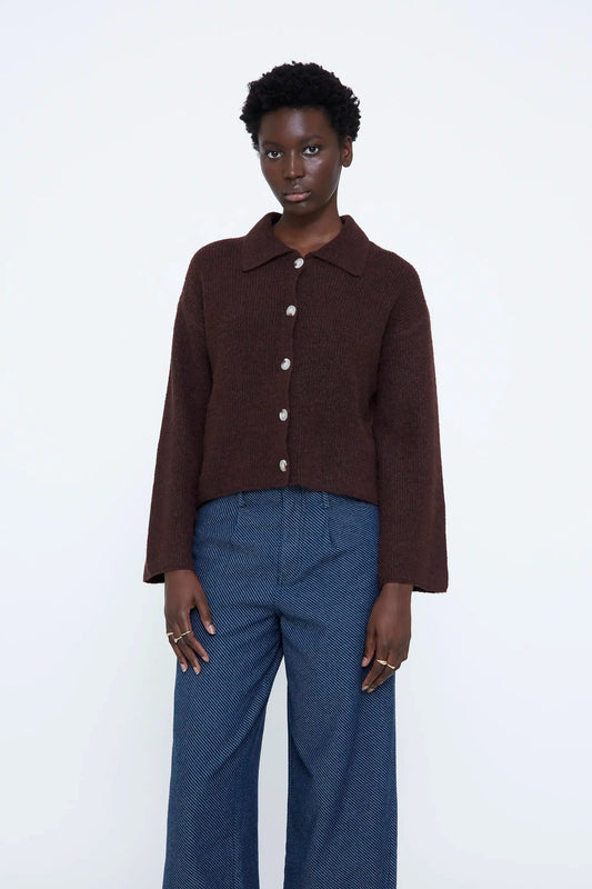 Cardigan a righe marrone