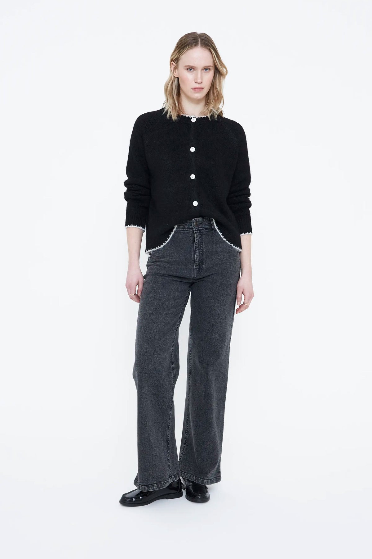 Cardigan punto nero