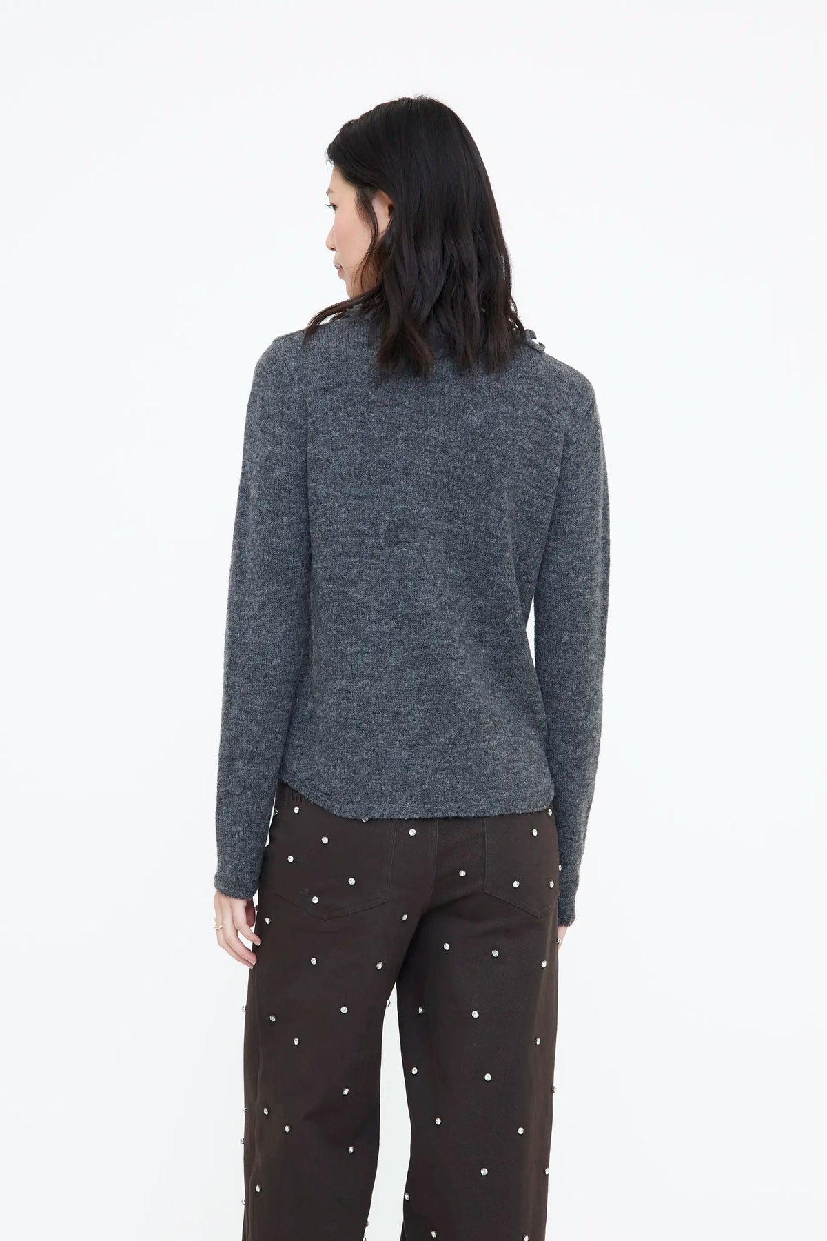 Maglia grigia con mini volant