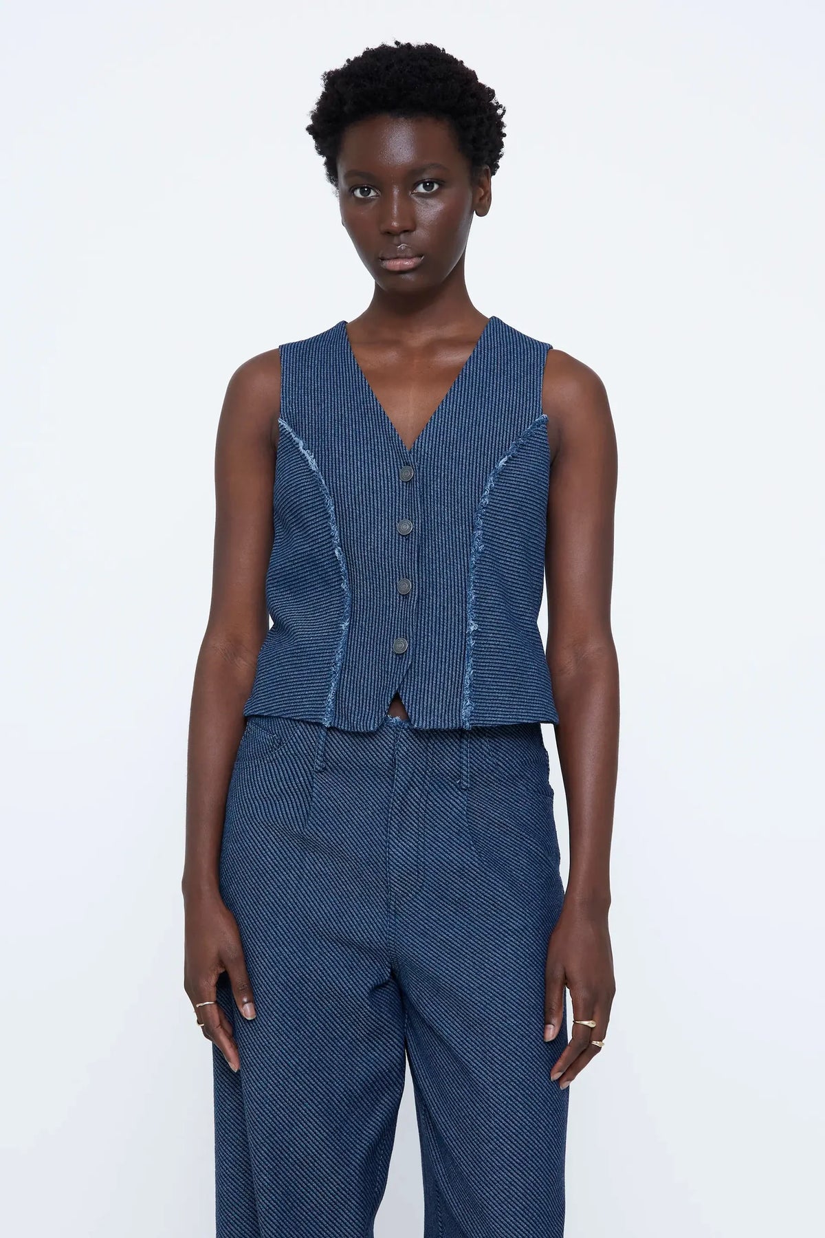 Gilet di jeans blu navy con texture