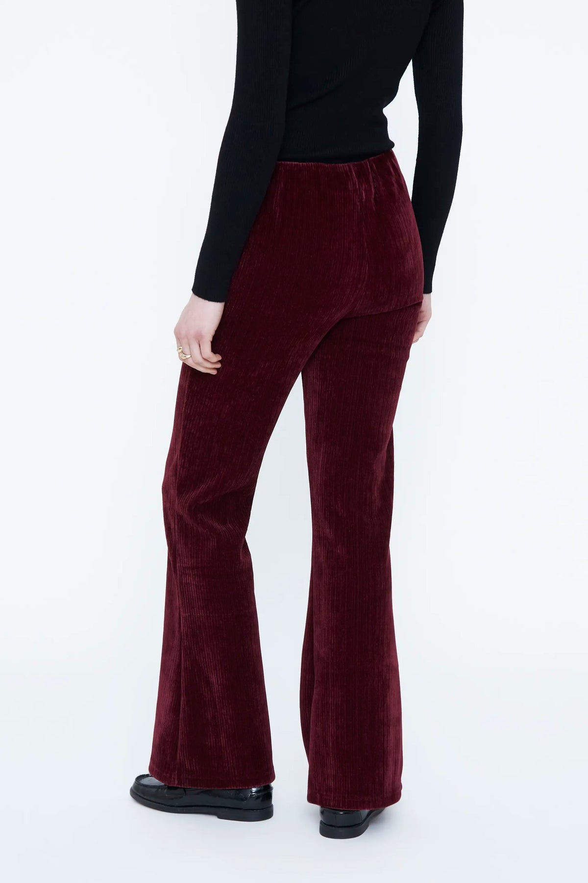 Pantaloni in velluto bordeaux