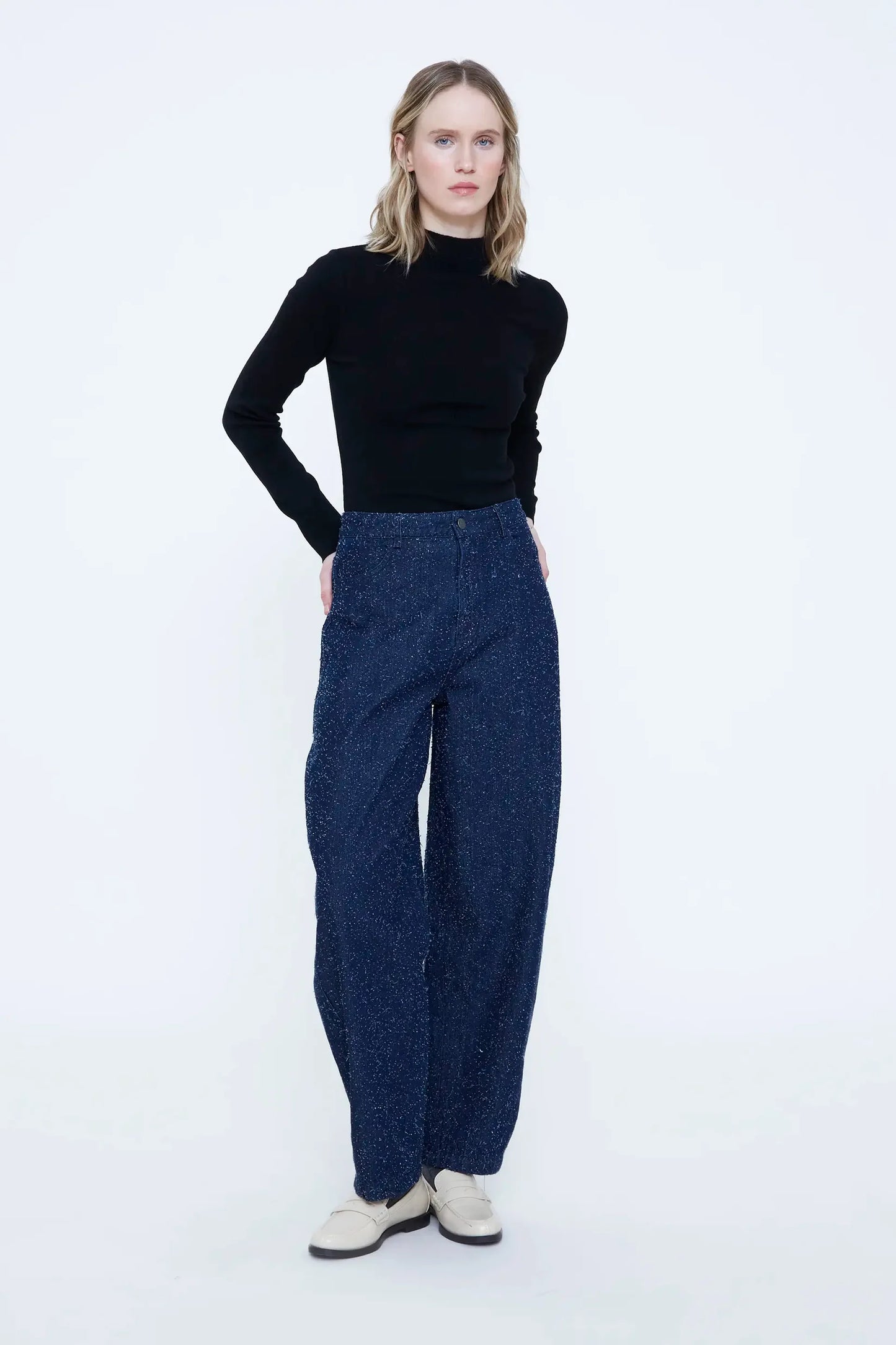 Jeans con texture blu navy
