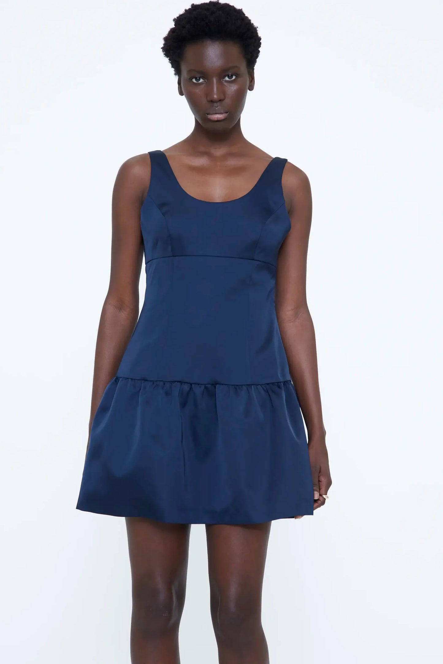 Abito corto in raso blu navy