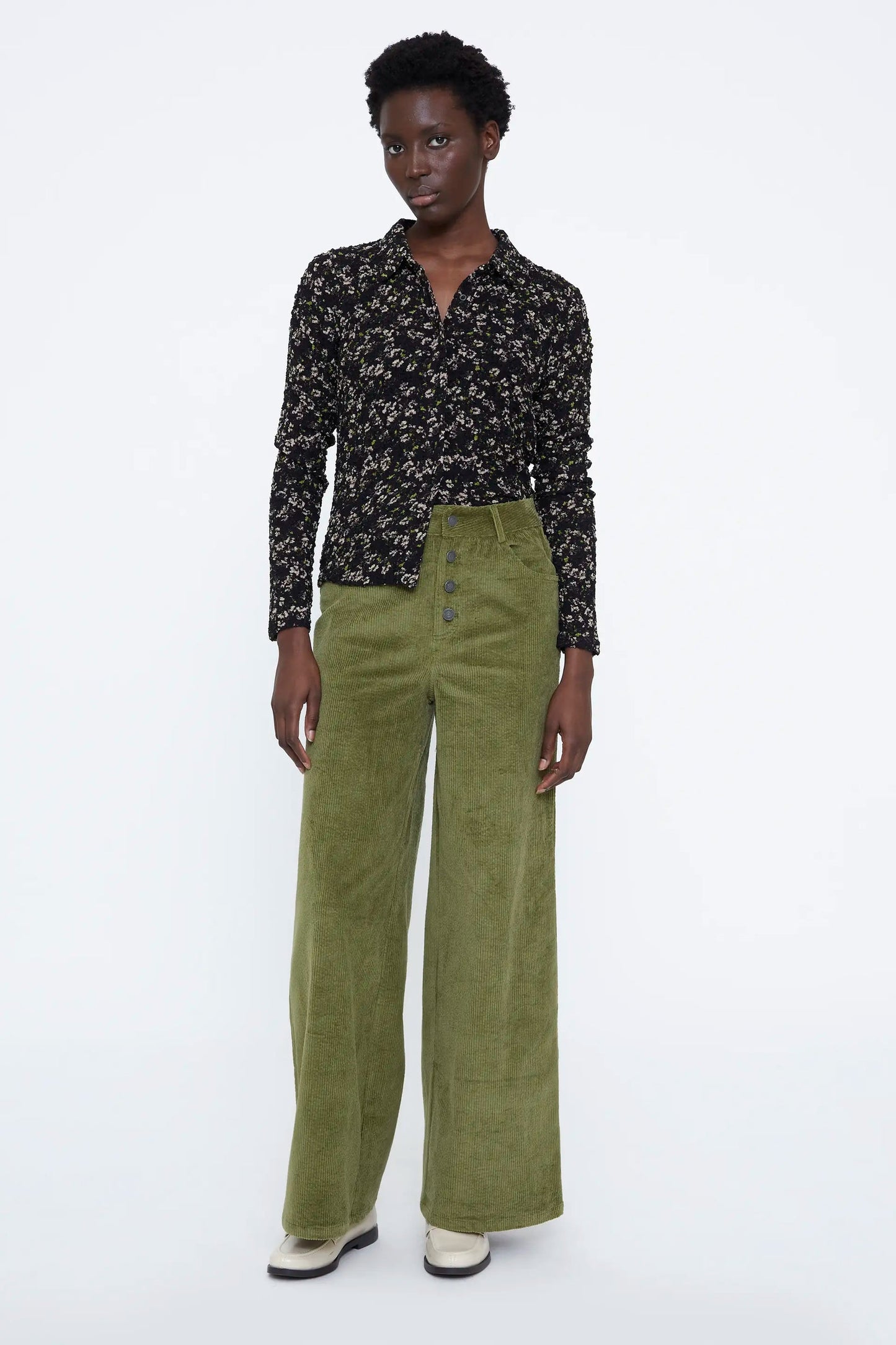 Camicia con stampa floreale brillante verde