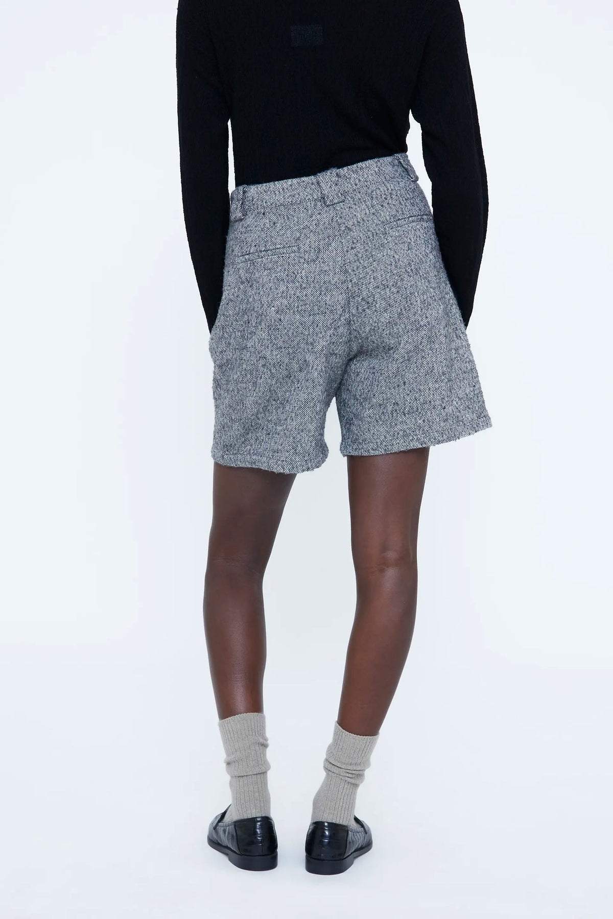 Pantaloncini di tweed grigio