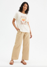 Carica l&#39;immagine nel visualizzatore di Gallery, T-shirt di cotone &quot;Party in the Dessert&quot;
