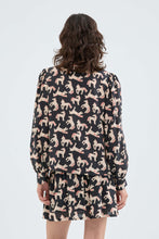 Carica l&#39;immagine nel visualizzatore di Gallery, Camicia a maniche lunghe con stampa di cavalli
