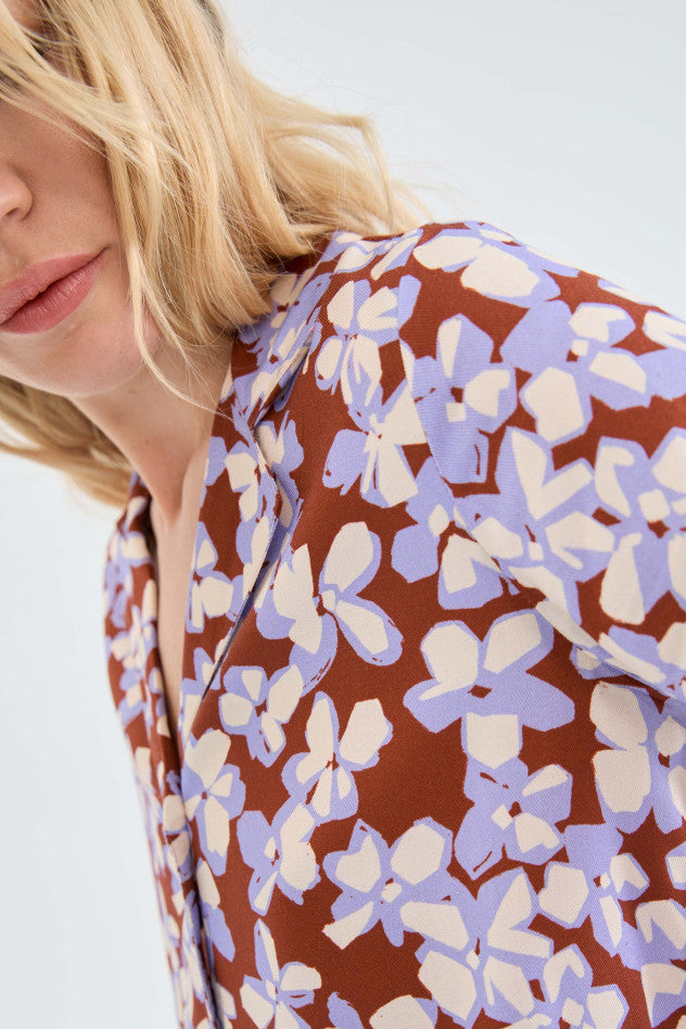Camicia fluida a maniche lunghe con stampa floreale