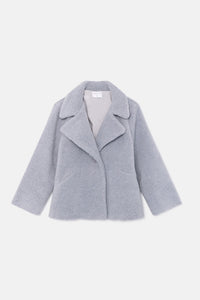 Cappotto corto di pelliccia di agnello grigio