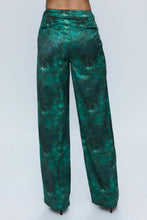 Carica l&#39;immagine nel visualizzatore di Gallery, PANTALONI CON STAMPA VERDE
