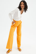 Carica l&#39;immagine nel visualizzatore di Gallery, Pantaloni ampi a vita media con passamaneria arancio
