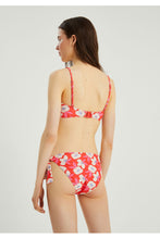 Carica l&#39;immagine nel visualizzatore di Gallery, Parte superiore di un bikini a fascia con spalline e fantasia floreale

