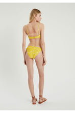 Carica l&#39;immagine nel visualizzatore di Gallery, Parte superiore di un bikini a fascia con spalline e fantasia frutta
