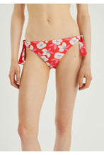 Carica l&#39;immagine nel visualizzatore di Gallery, Slip classico di un bikini con laccetto e fantasia floreale

