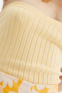 Top a fascia in maglia a costine giallo