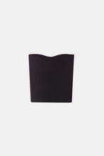 Carica l&#39;immagine nel visualizzatore di Gallery, Top a fascia in maglia a costine nero
