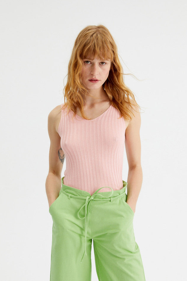 Top con spalline in maglia a costine rosa