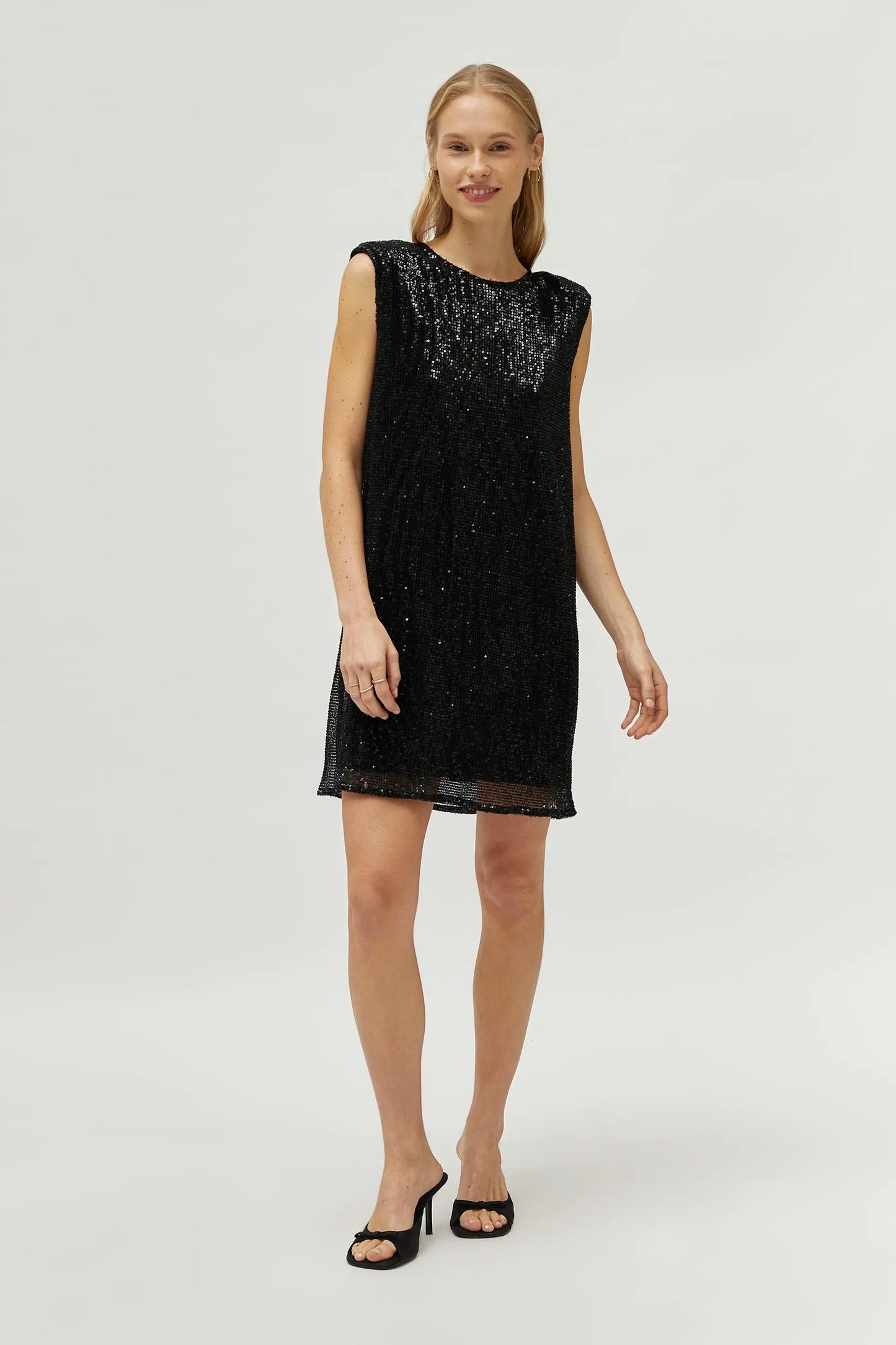 ABITO CORTO NERO CON PAILLETTES