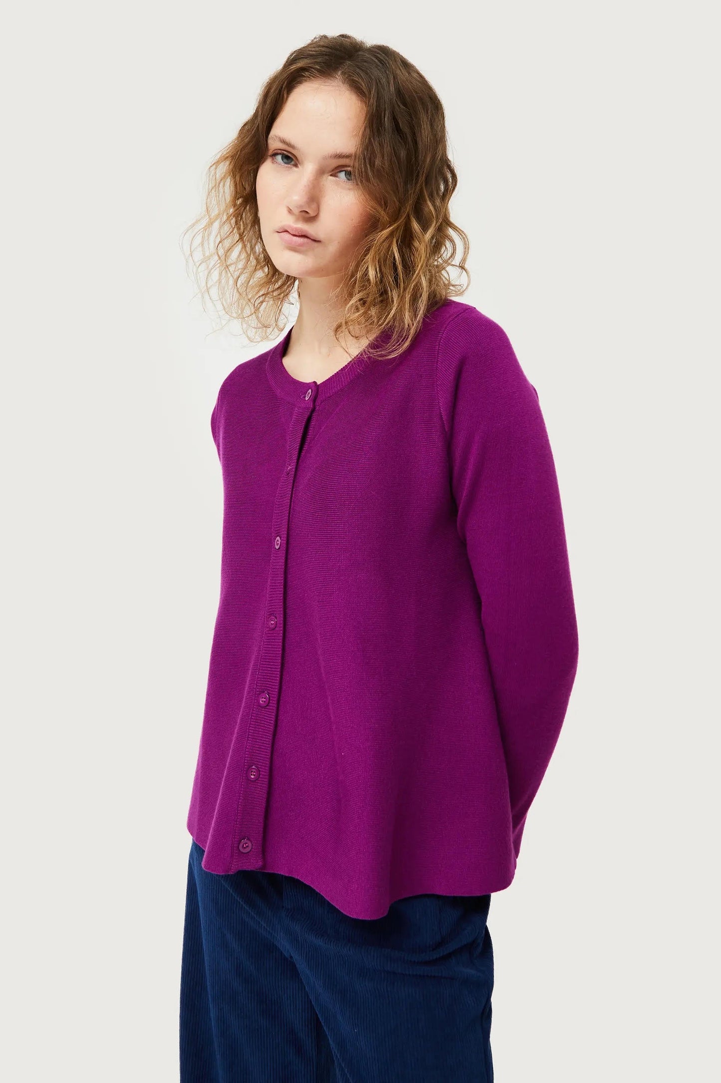 CARDIGAN VIOLA SVASATO IN MAGLIA