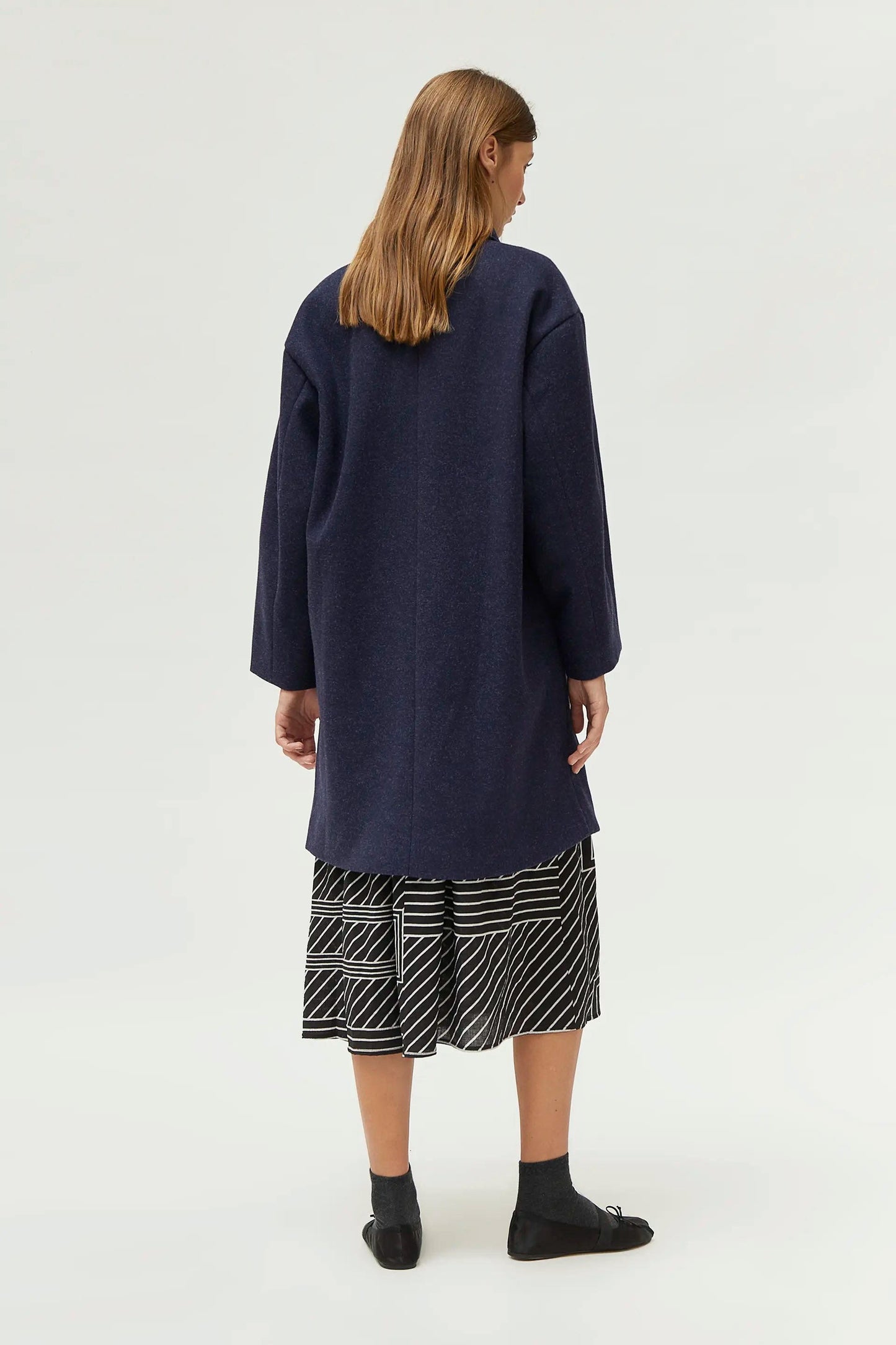 CAPPOTTO MIDI BLU NAVY CON COLLO ALTO