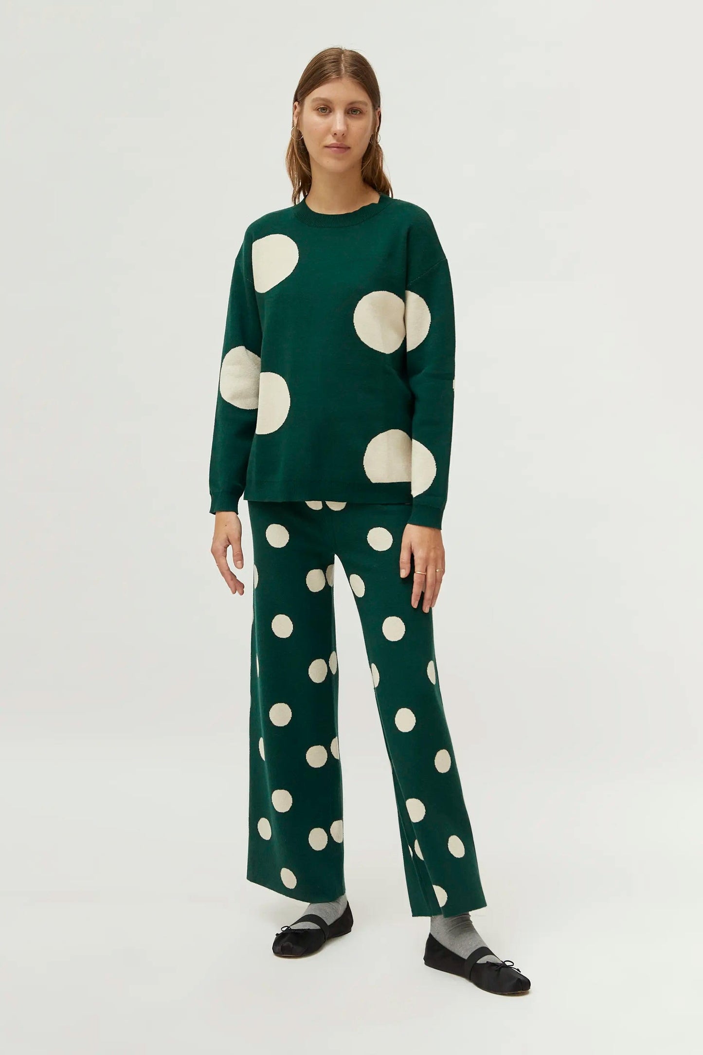 MAGLIONE VERDE IN MAGLIA JACQUARD CON STAMPA A POIS BIANCHI