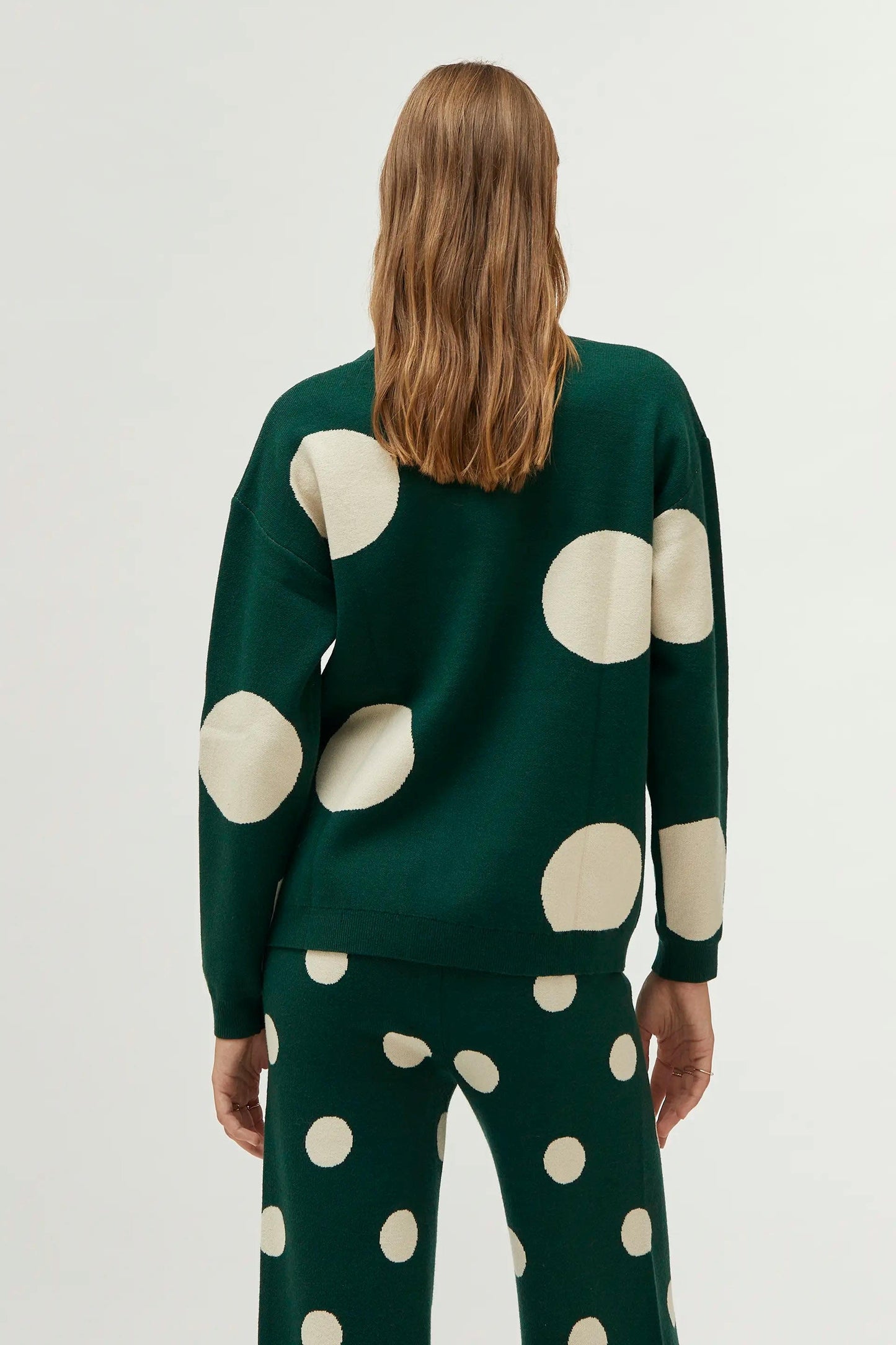 MAGLIONE VERDE IN MAGLIA JACQUARD CON STAMPA A POIS BIANCHI