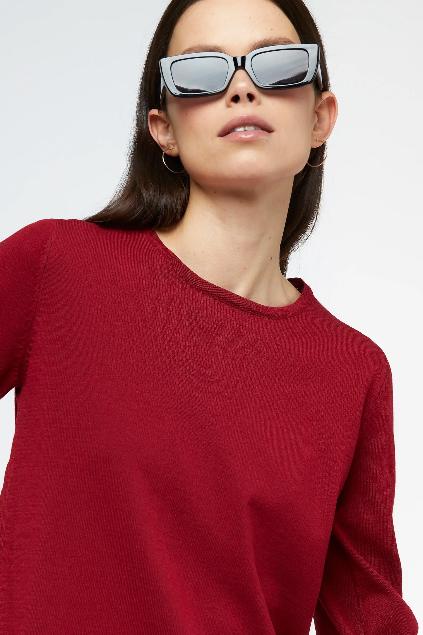 MAGLIONE ROSSO ASIMMETRICO IN MAGLIA