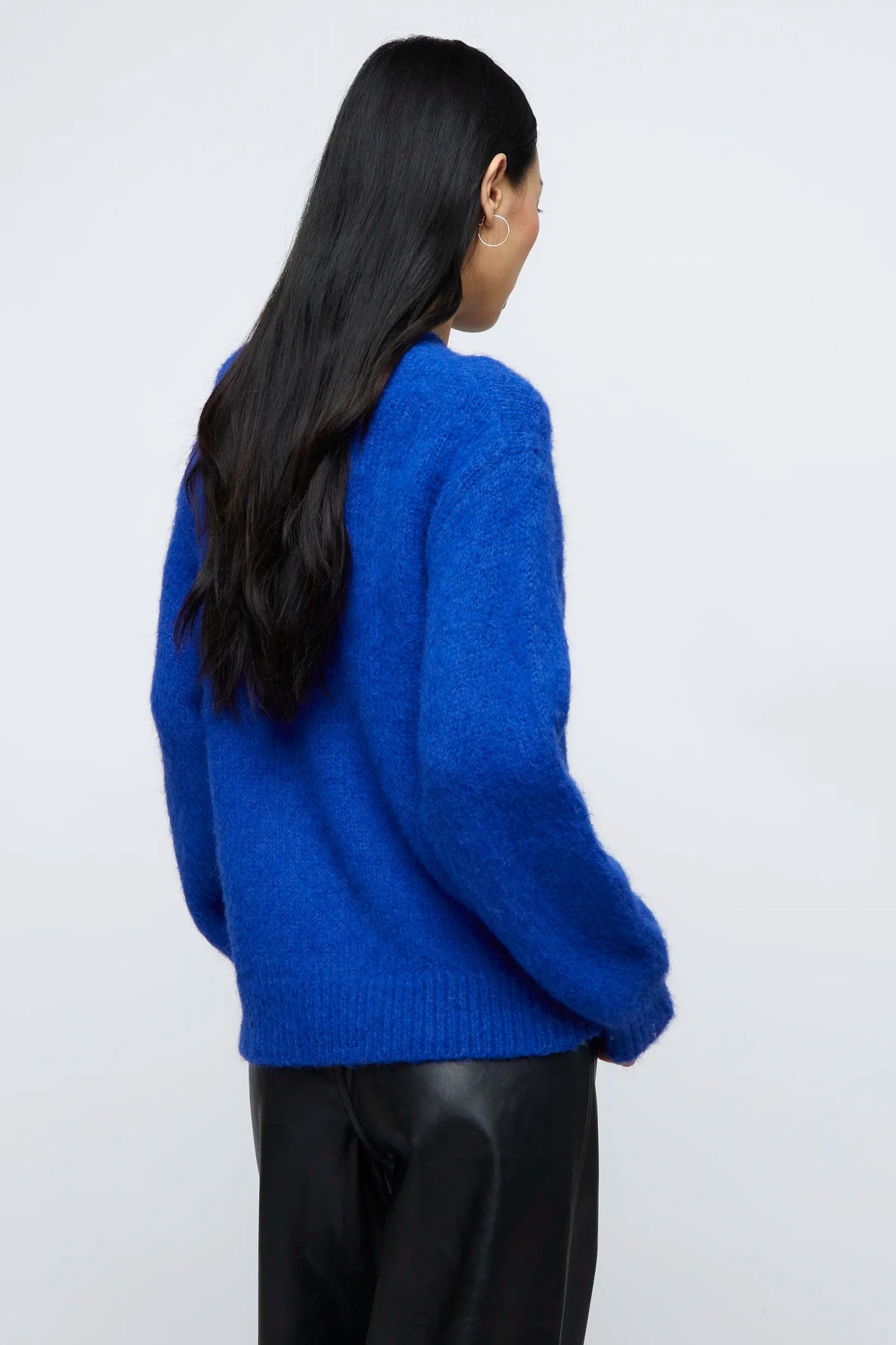 MAGLIONE BLU IN MAGLIA MORBIDA